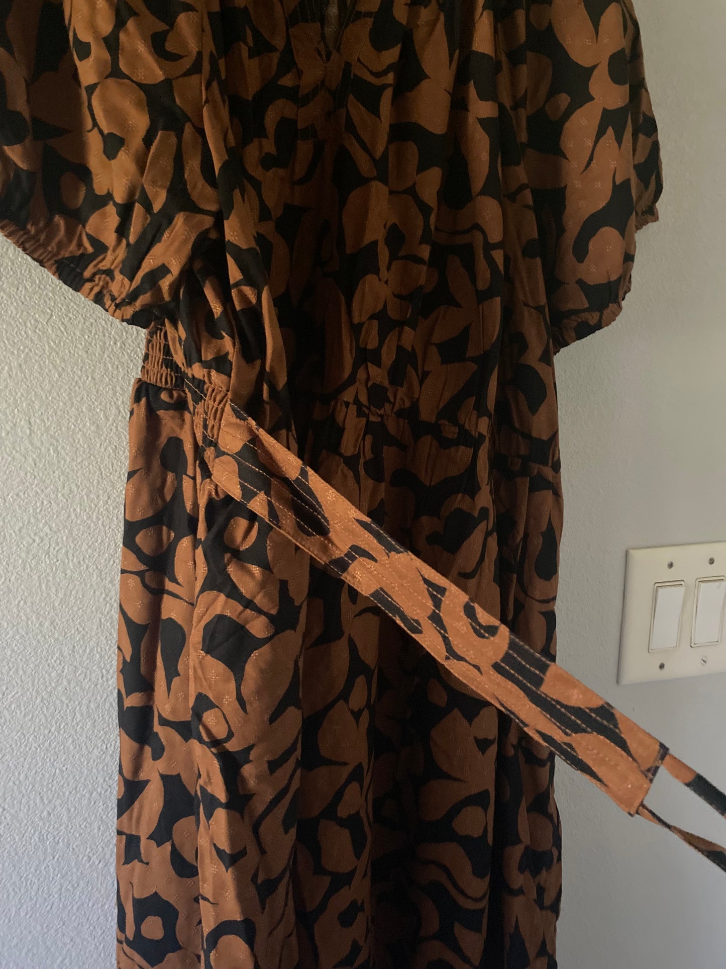 Brown dress