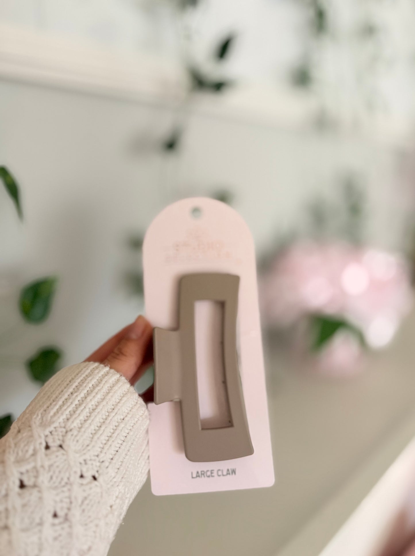 Grey Clip
